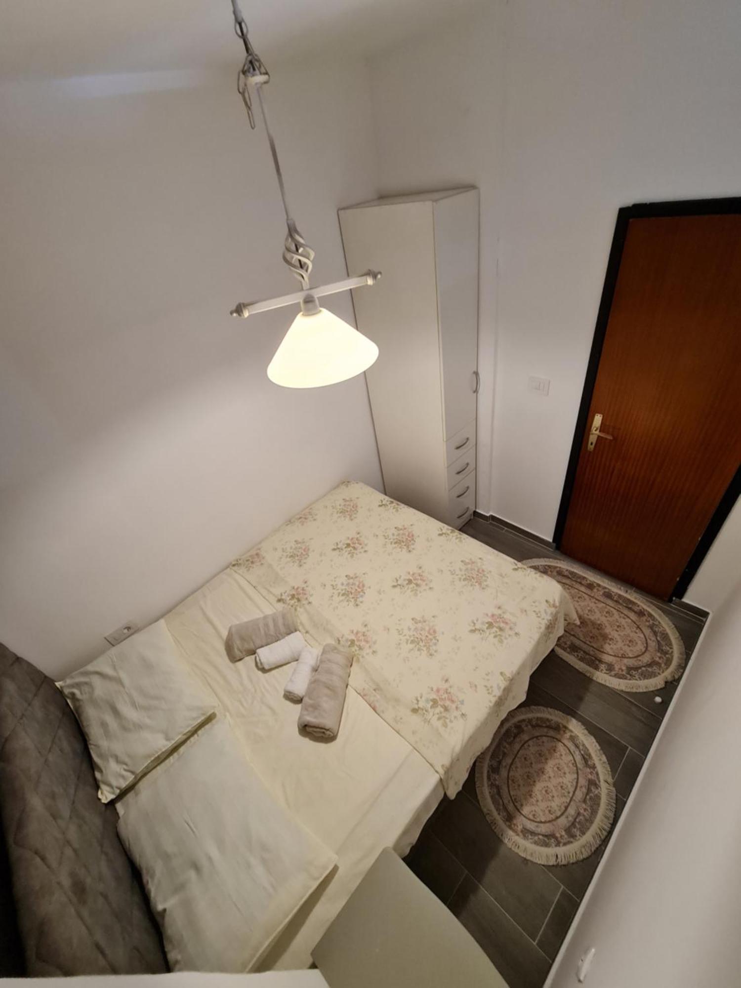 Ralf * Ulcinj