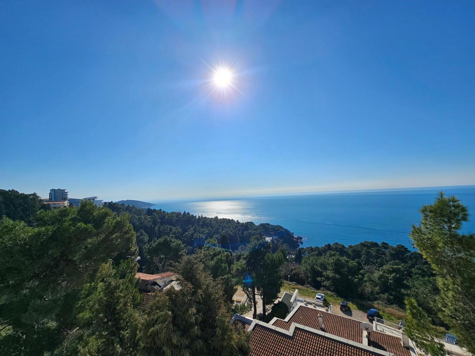 Ralf * Ulcinj