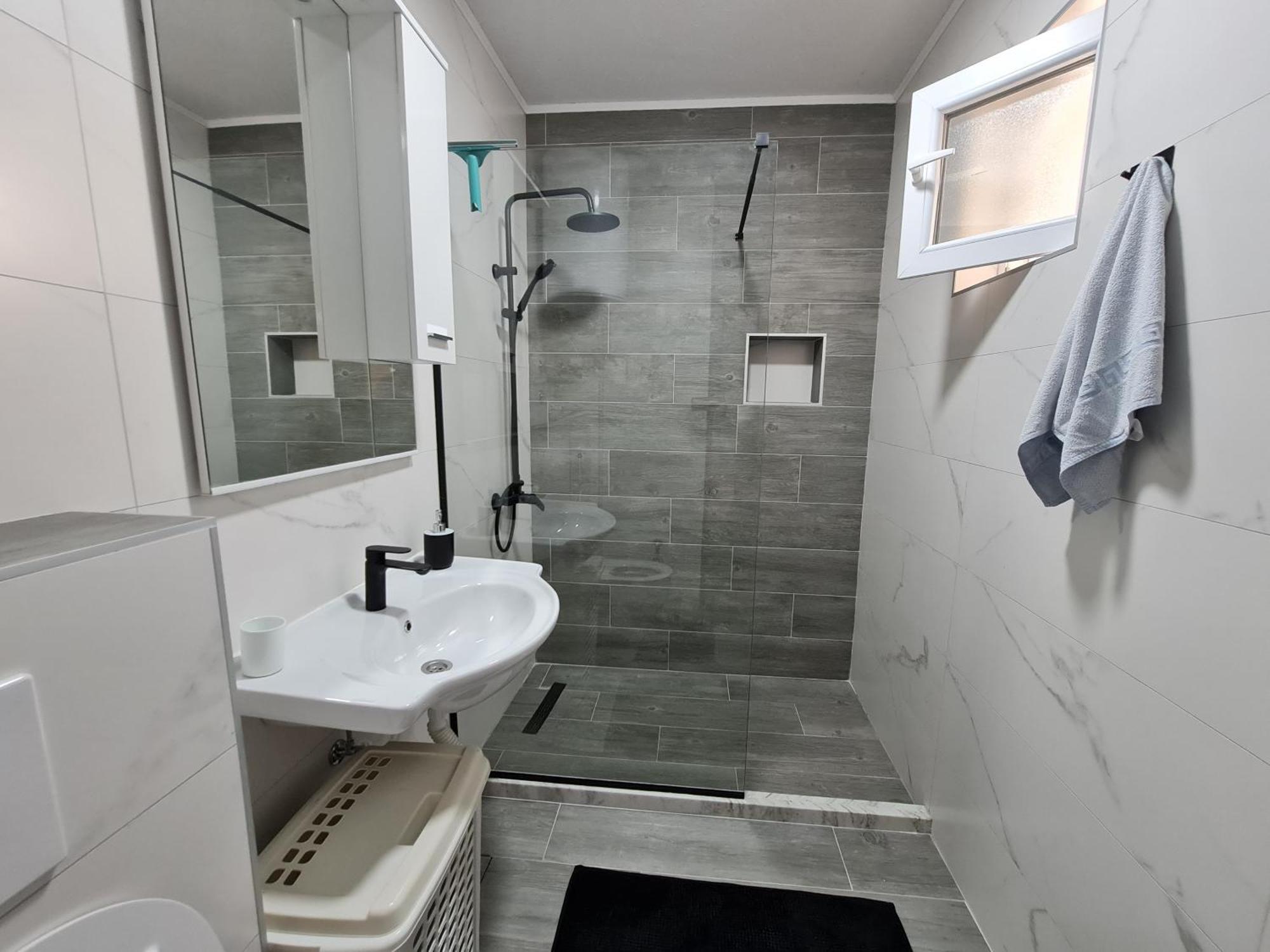 Ralf Apartment